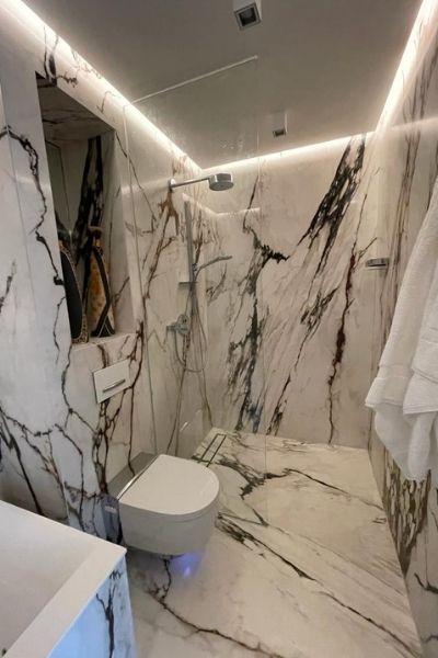 glazen wand in badkamer